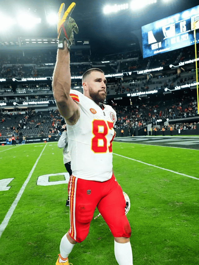 Who is Travice Kelce ?